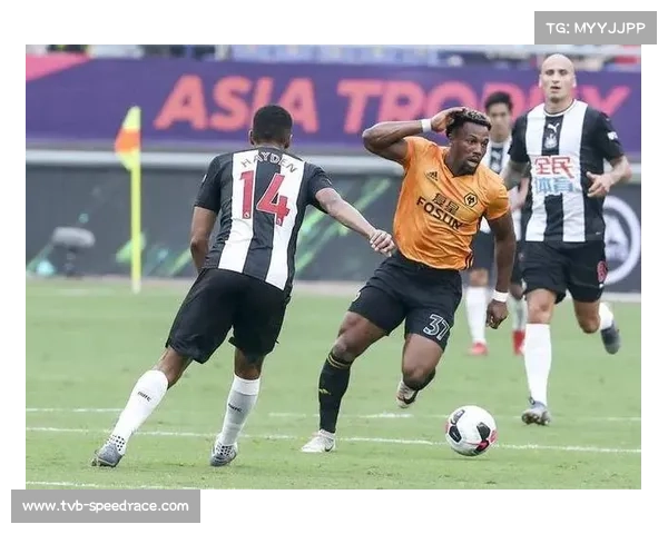 欧塞尔主场迎战梅斯，保级六分战备受关注